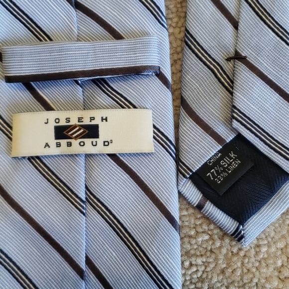 Joseph Abboud Tie - Picture 3 of 3